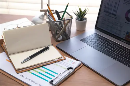 咬梨的含义是什么